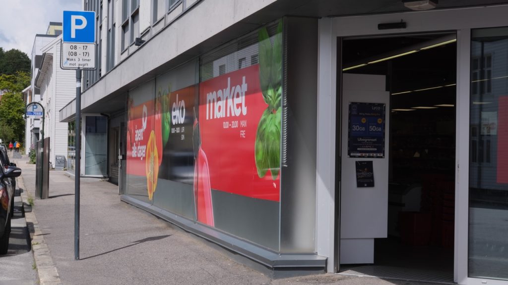 EkoMarket — Én identitet. 21 butikker.
